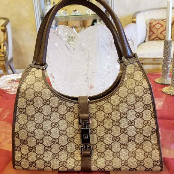 Gucci purse - Picture 2 of 2